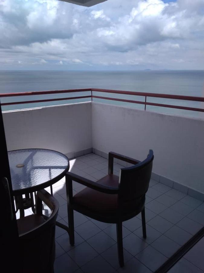 The Barn Private Home @ Sri Sayang Apartment Batu Feringgi Ngoại thất bức ảnh