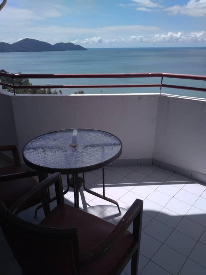 The Barn Private Home @ Sri Sayang Apartment Batu Feringgi Ngoại thất bức ảnh