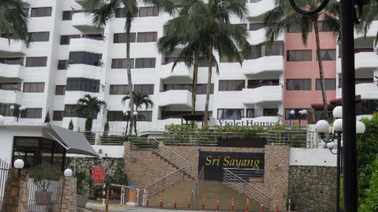 The Barn Private Home @ Sri Sayang Apartment Batu Feringgi Ngoại thất bức ảnh